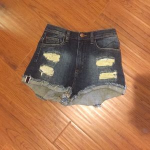 SneakPeek High waisted shorts